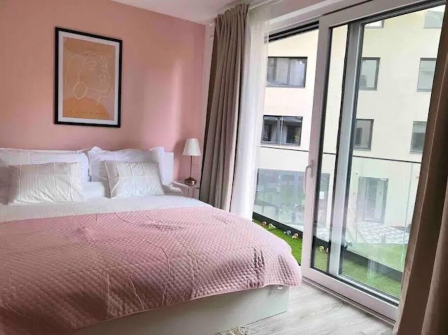 B104 - Liberty Bridge Lovely Home With Free Parking บูดาเปสต์ ภายนอก รูปภาพ