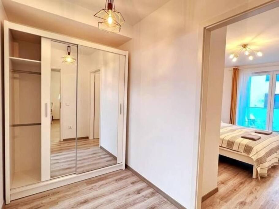 B104 - Liberty Bridge Lovely Home With Free Parking บูดาเปสต์ ภายนอก รูปภาพ